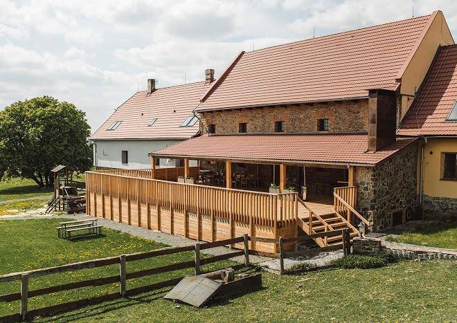 Restaurace frantiskuv dvur
