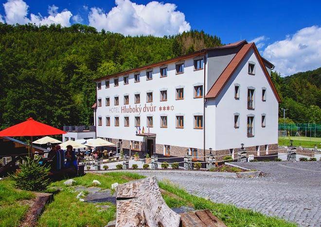 Wellness hotel hluboky dvur