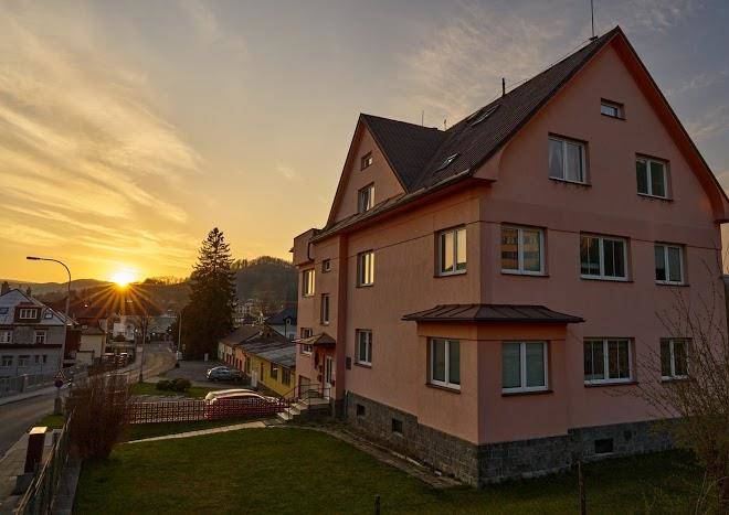 Vila u parku