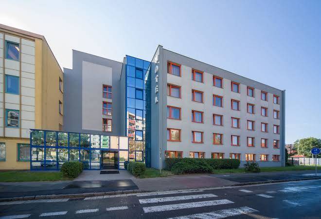 Hotel arnost