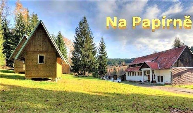 Horska chata na papirne