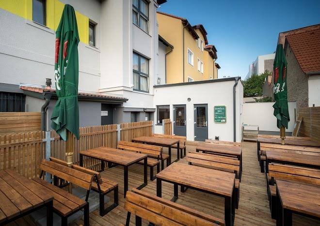 Restaurace u gigantu
