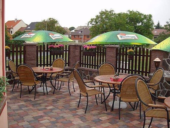 Hotel bily beranek restaurant bowling zahradka