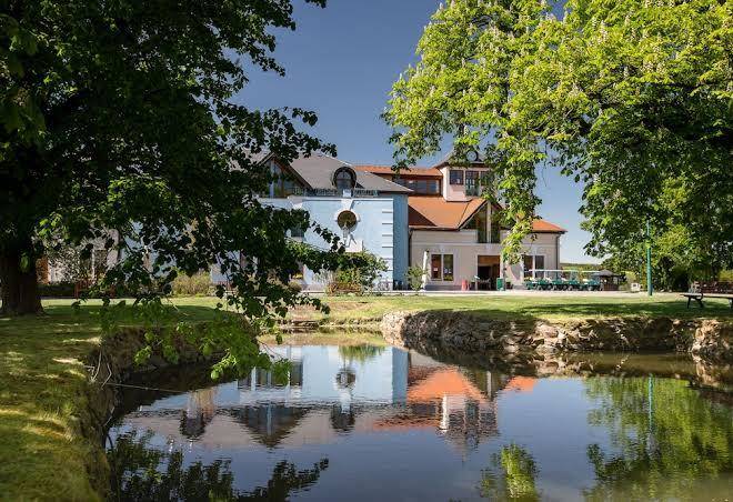 Resort Darovansky Dvur Image