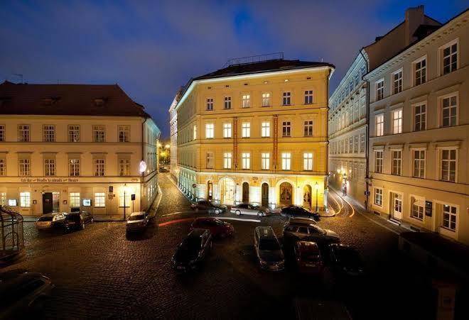 Charles bridge palace