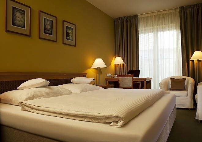 Dolce villa hotel