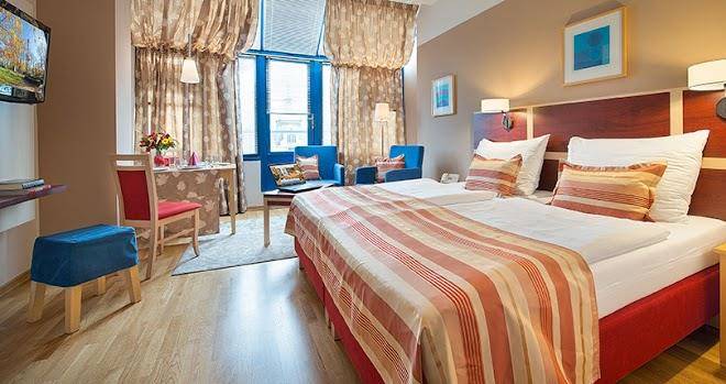 Ea hotel julis