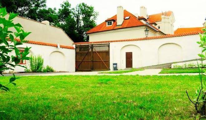 Garden residence prague castle