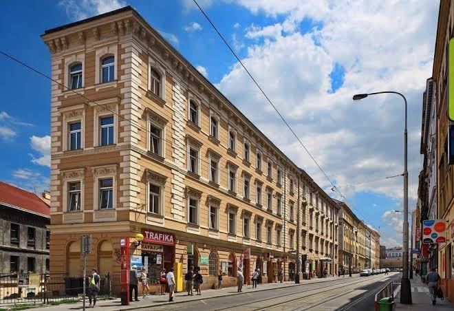 Golden city hotel garni