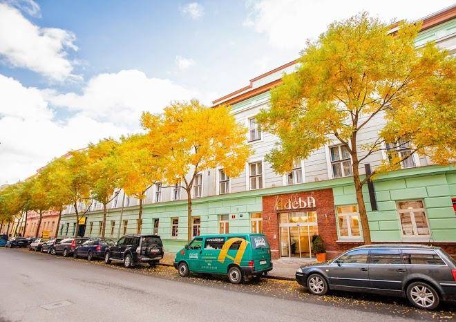 Hotel adeba