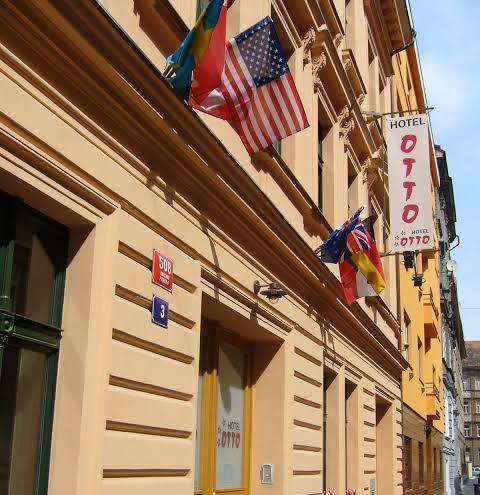 Hotel Augustus With Safe Parking In Centre Of Prague Image