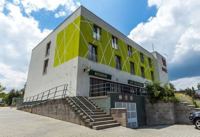 Hotel & Restaurant Nad Kralovnou Image