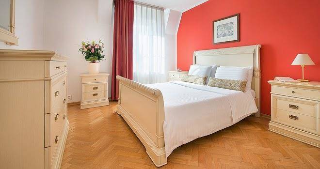 Hotel suite home prague
