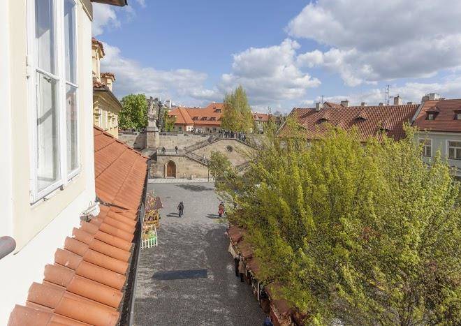 Hotel U Zlatych Nuzek Image