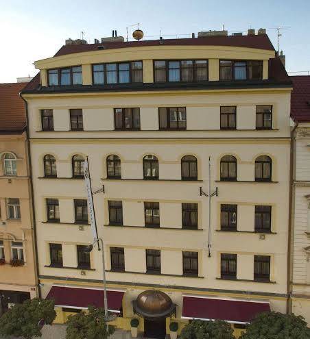 Louren hotel