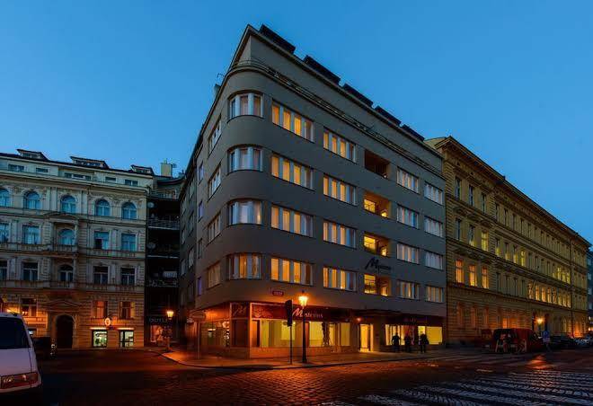 Myo Hotel Mysterius Image