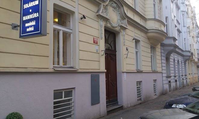 Prague lawyer sro