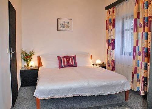 Remi hotel