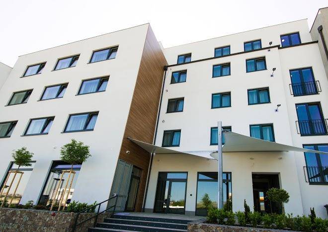 Residence Trafick Image