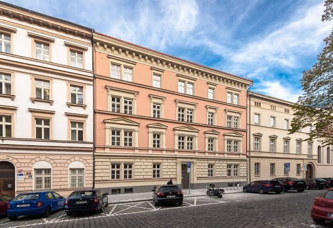 Seven wishes boutique residence