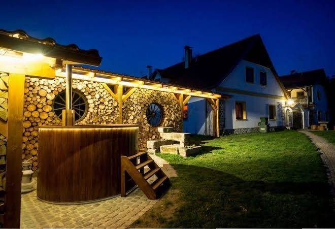 Restaurace a penzion kaminek