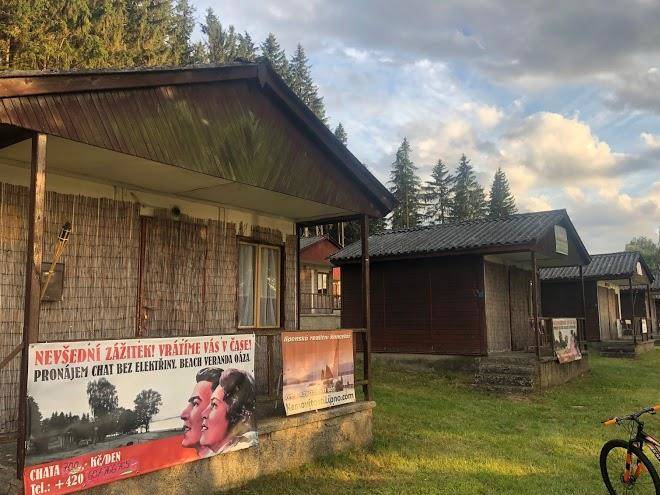 Chaty u plaze levne jezero lipno