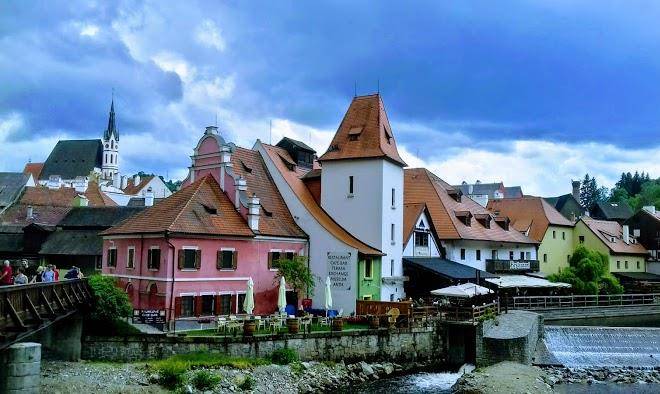 Garnihotel castle bridge
