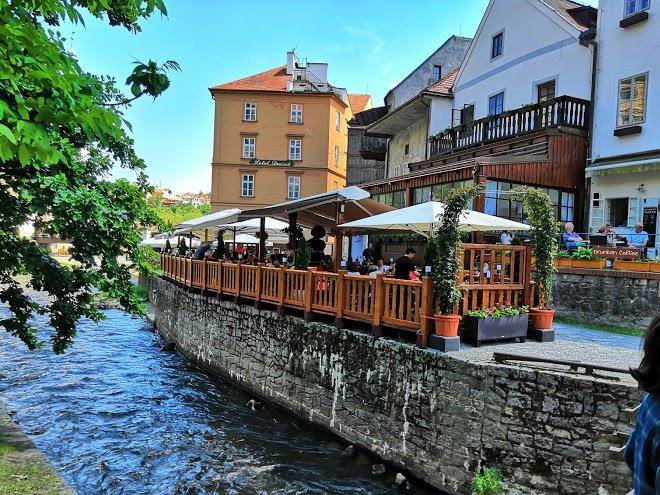 Leylaria hotel a restaurace