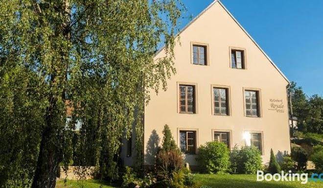 Rozmberk royale