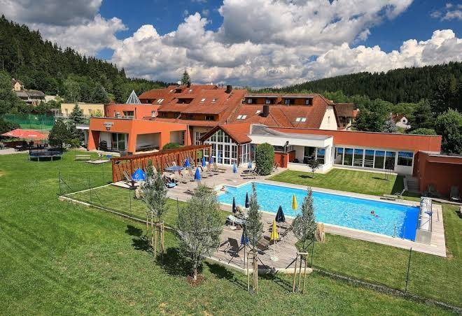 Sporthotel Zaton Image