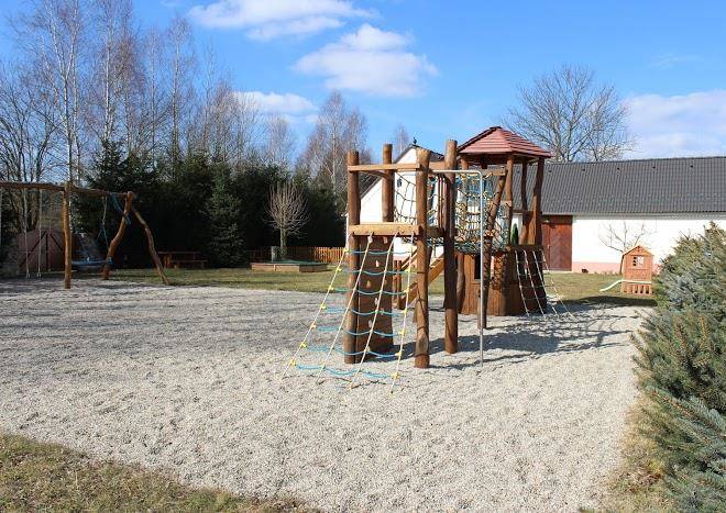 Children's and family pension molyneux