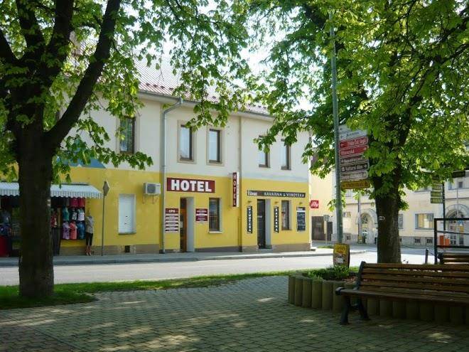 Hotel konsul