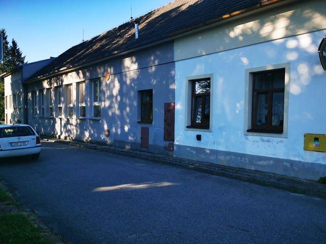 Noclezna stara skola