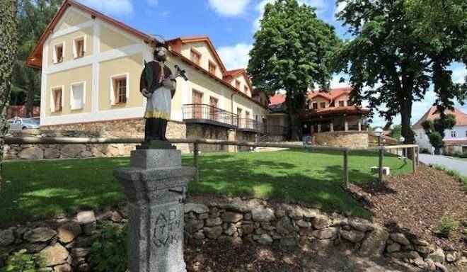Hotel gold chotoviny