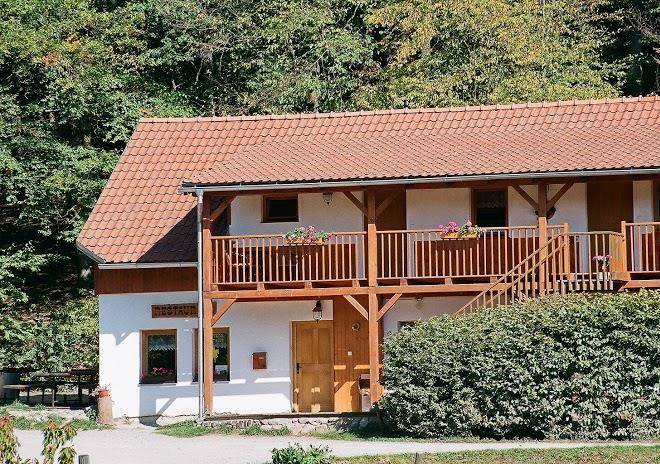 Penzion a restaurace u strakateho kone