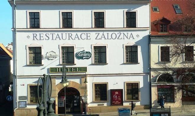 Restaurace a hotel zalozna