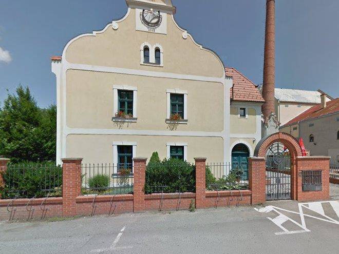 Penzion a kavarna elux