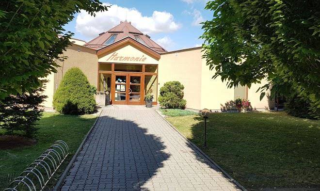 Restaurace a hotel harmonie