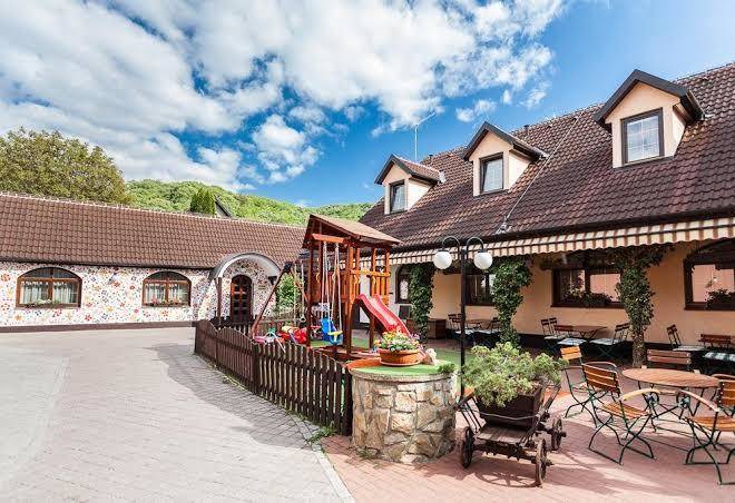 Hotel u crliku