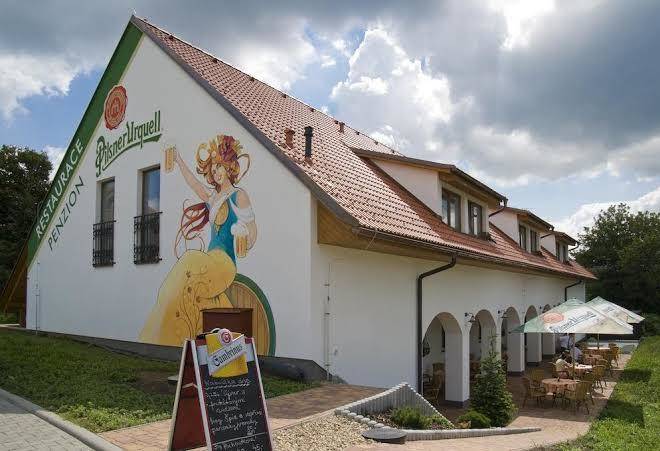 Restaurace a penzion tisnovska rychta