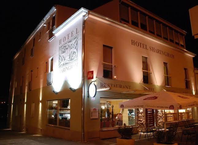 Hotel sharingham