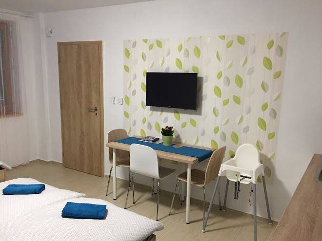 U Prehrady Znojmo Image