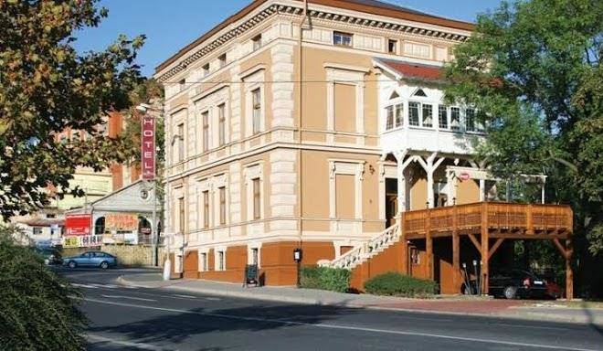 Hotel mertin