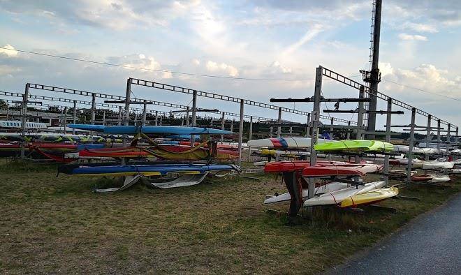 Labe arena racice