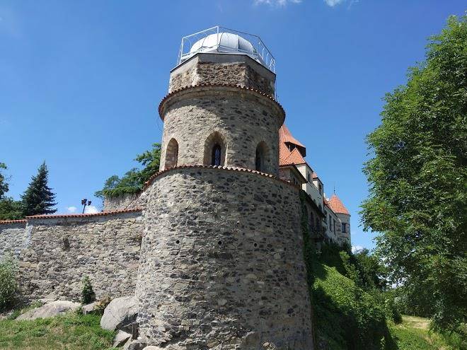 Restaurace s ubytovanim hrad hnevin
