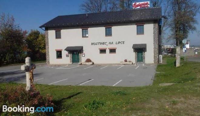 Hostinec na lipce
