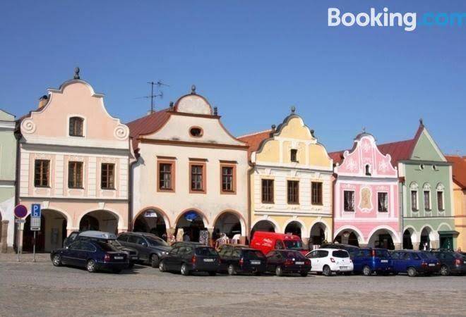 Pizzeria italia telc