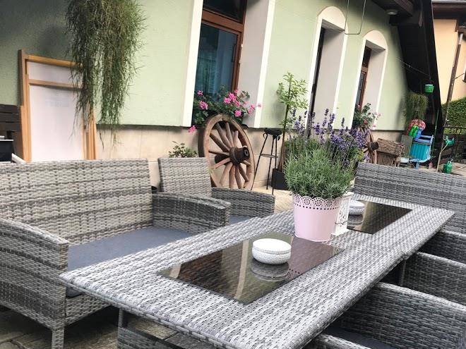 Ubytovani konecna na lesni 988