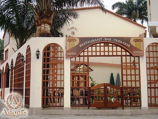 Hotel adonis