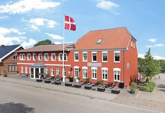 Hotel Jernbanegade Image